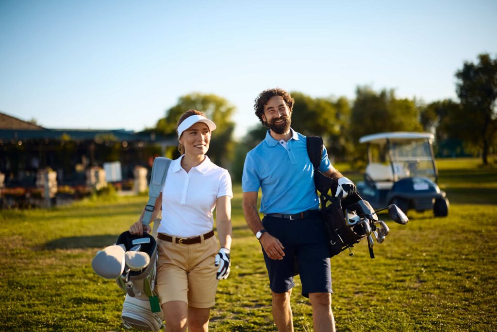 Le golf se joue aussi en couple (et c&rsquo;est peut-être la plus belle façon d&rsquo;y jouer)